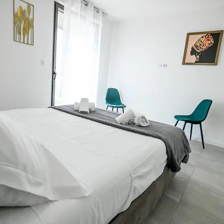 Apartmanhotel Les Vallons Du - Terrasse - Wifi - Clim