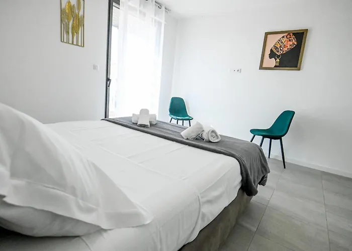 Hotel apartamentowy Les Vallons Du - Terrasse - Wifi - Clim