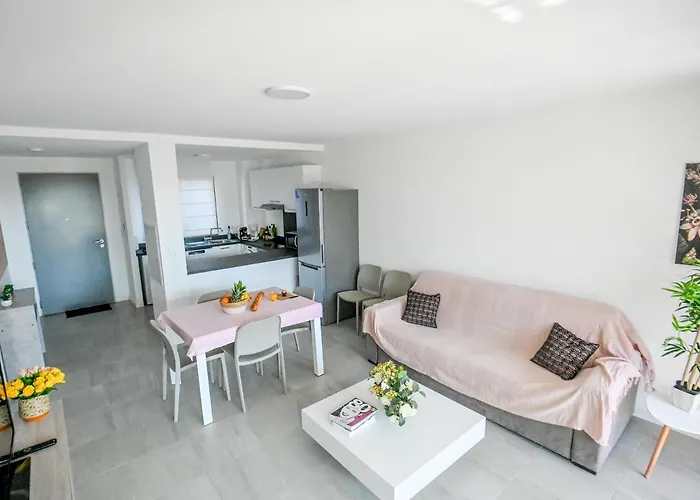 Hotel apartamentowy Les Vallons Du - Terrasse - Wifi - Clim