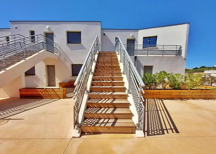 Hotel apartamentowy Les Vallons Du - Terrasse - Wifi - Clim 4*